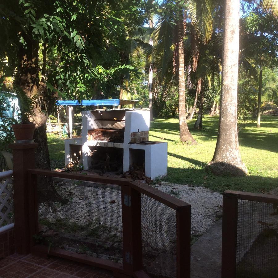 River Bend Resort B&B Kota Belize Bagian luar foto